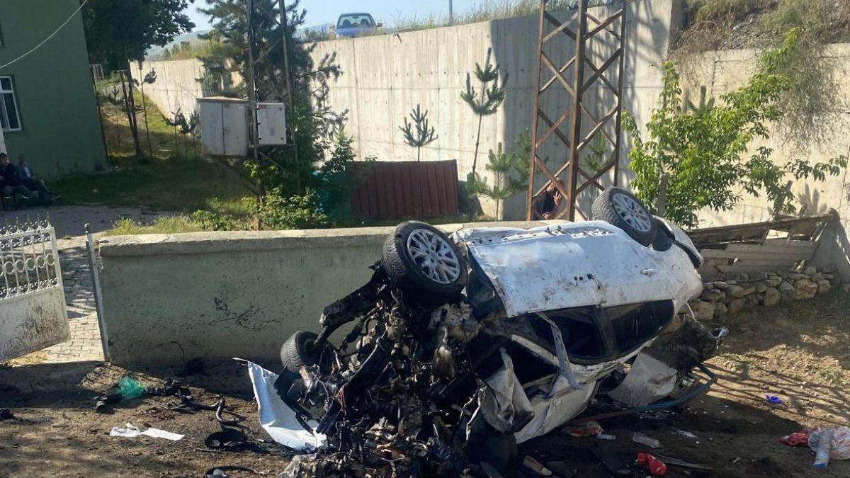 Erzurum'da otomobil 5 metreden düştü: 3 ölü, 4 yaralı