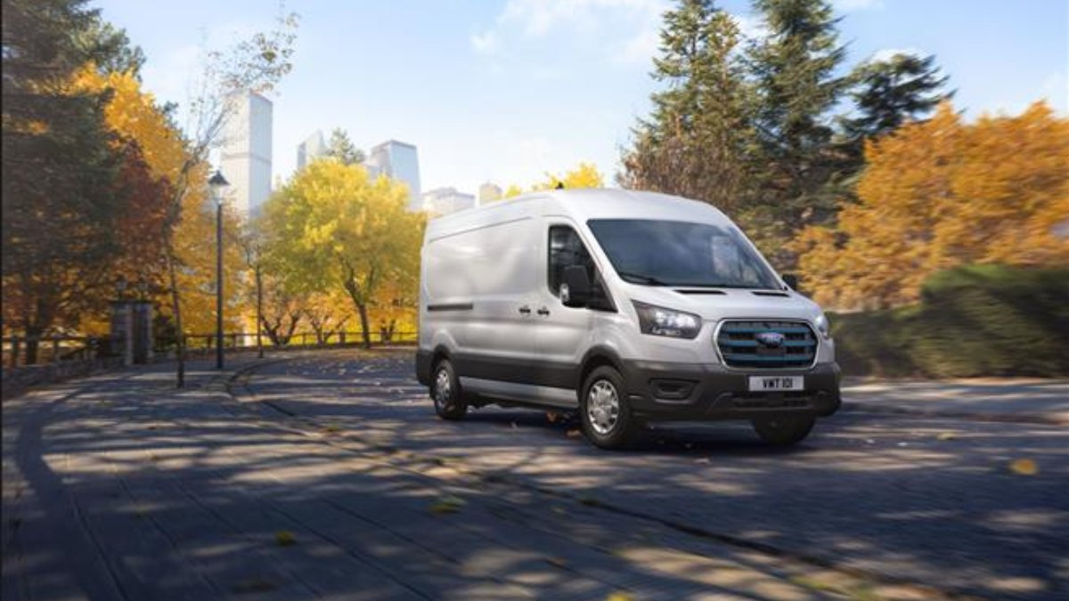 Ford Transit ailesi yenilendi: İşte özellikleri