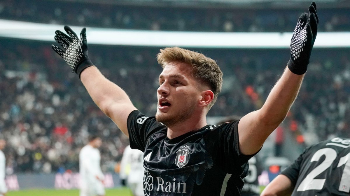 Beşiktaş, Semih Kılıçsoy için Aston Villa'dan gelen teklifi reddetti