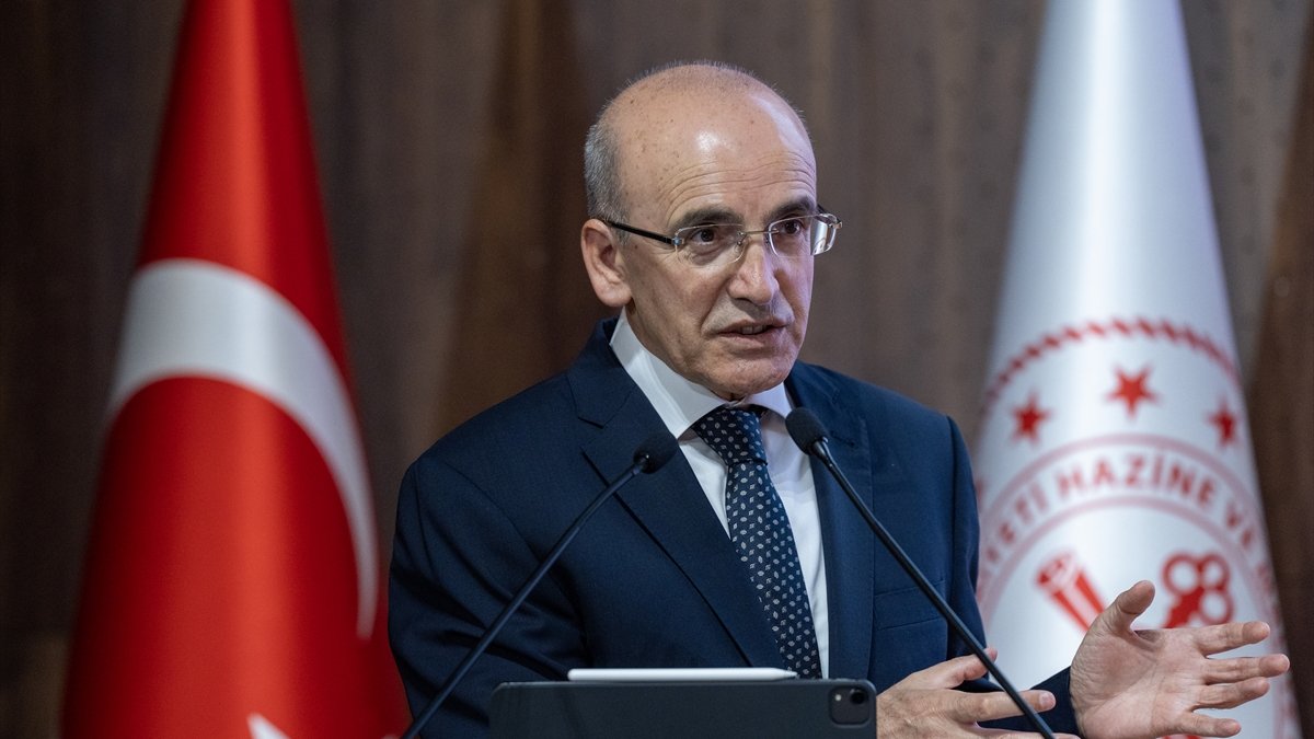 Mehmet Şimşek: Cari açık önemli bir sorun olmaktan çıkıyor