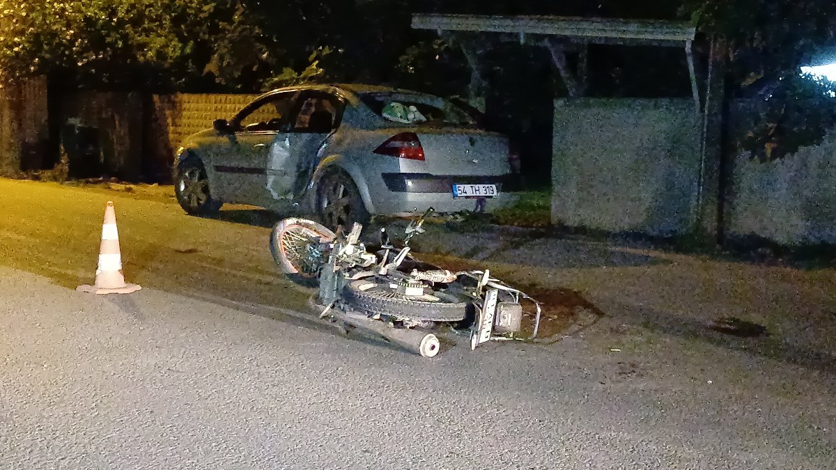 Düzce'de motosiklet ile otomobil çarpıştı: 4 yaralı