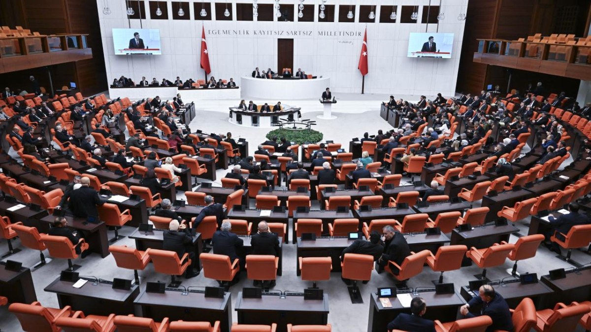 Meclis yoğun gündemle toplanacak