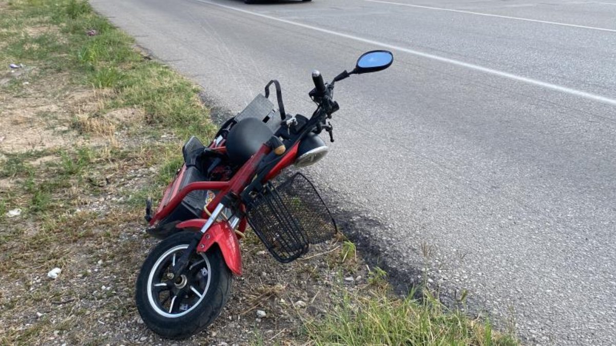 Konya'da hafif ticari aracın çarptığı elektrikli bisiklet sürücüsü öldü