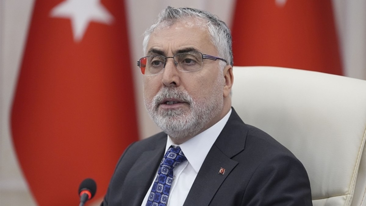 Vedat Işıkhan: Emekliler için yeni çalışmalarımızı hayata geçirmeye devam edeceğiz