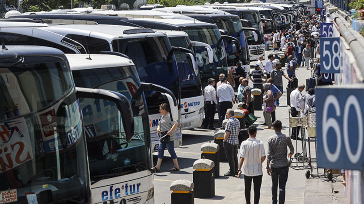 Emeklilerden indirimli biletle rağbet: 353 bin kişi seyahat etti