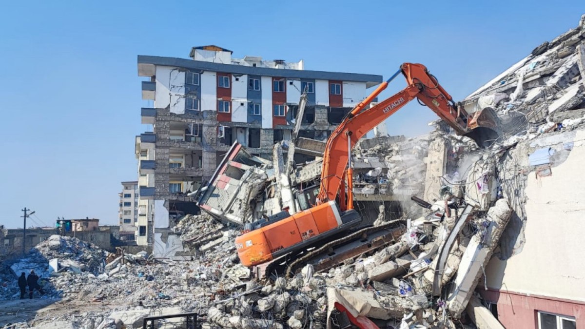 Kahramanmaraş'ta 44 kişiye mezar olan aparmanın yıkılma nedeni ortaya çıktı