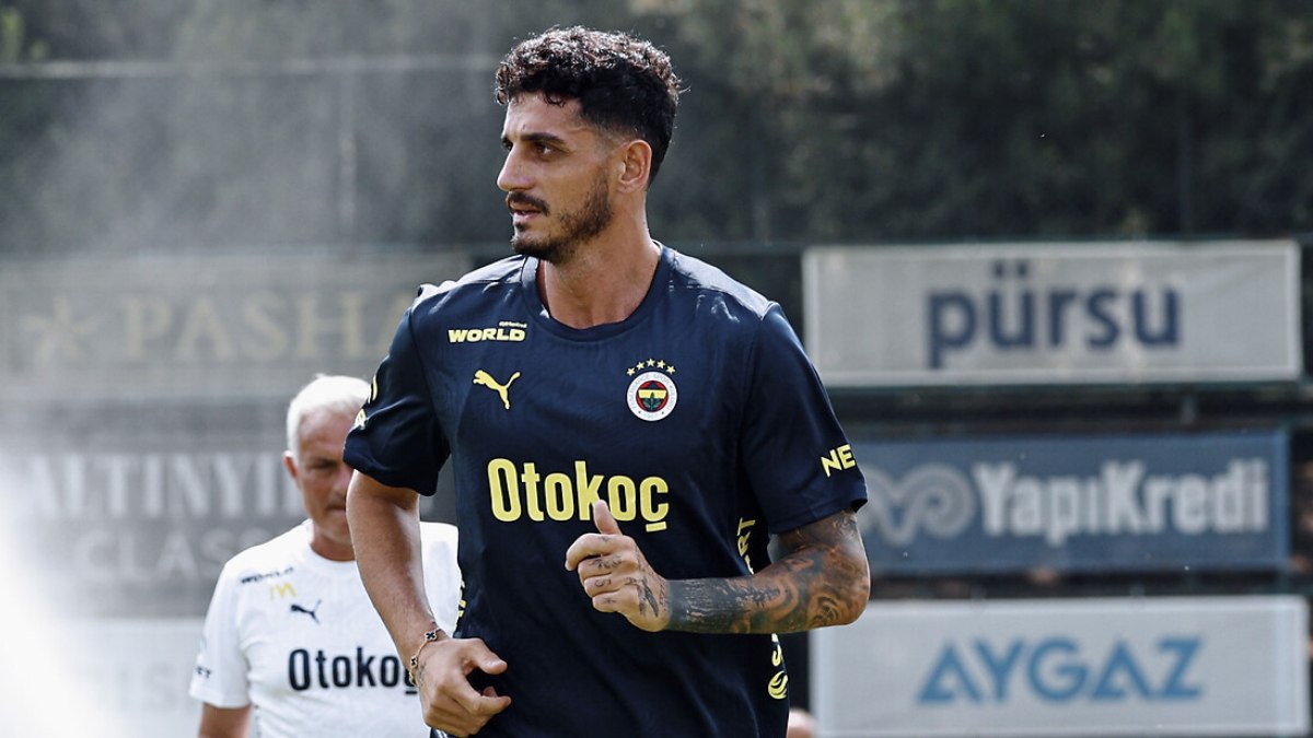 Menajeri açıkladı! Samet Akaydin, Fenerbahçe'de kalıyor