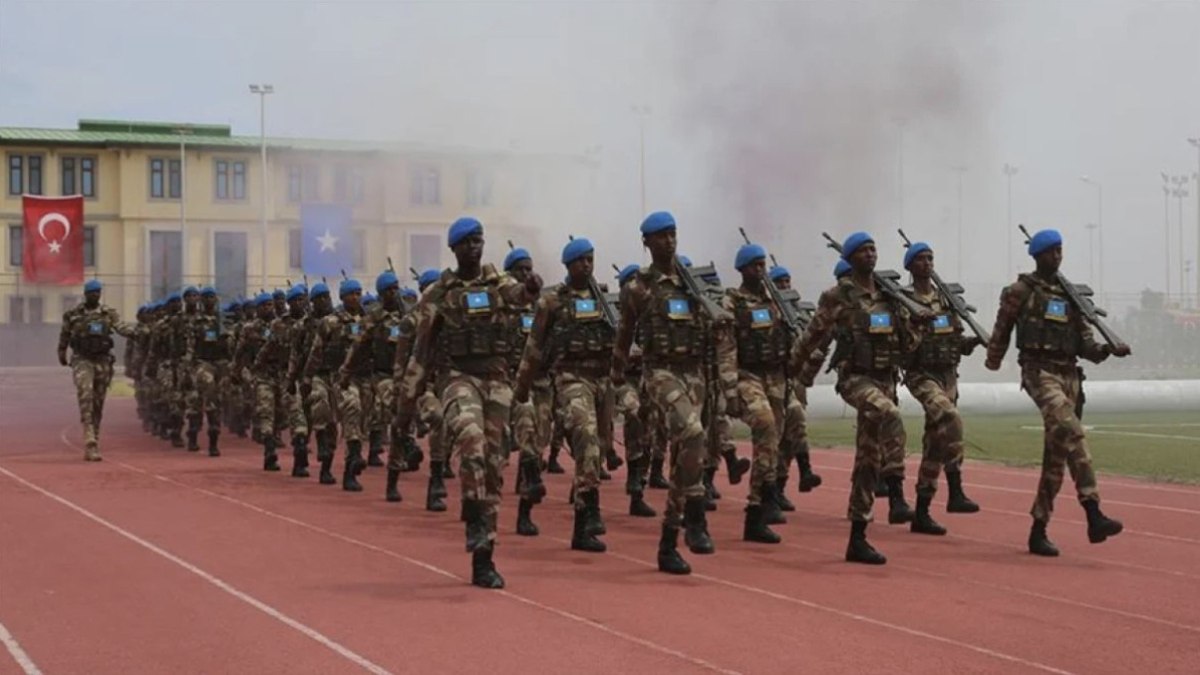 Türk askerinin Somali'deki görev süresi 2 yıl daha uzatıldı