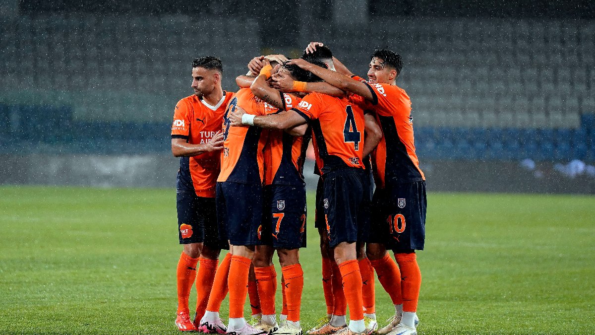 La Fiorita - Başakşehir maçının muhtemel 11'leri