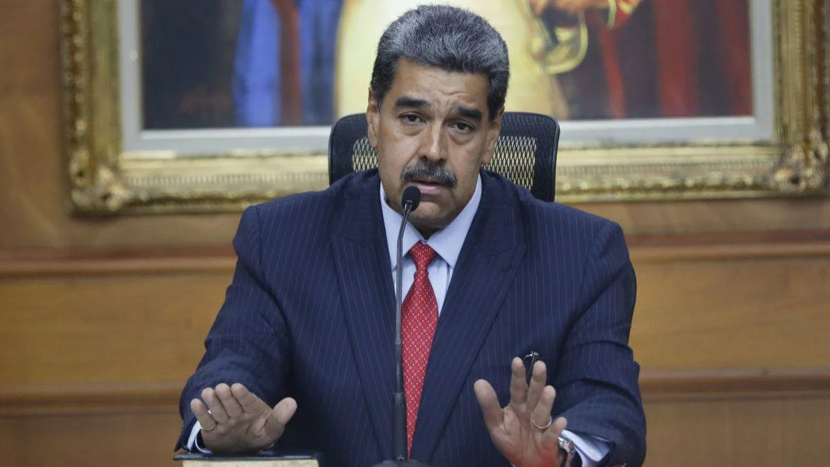 Venezuela Devlet Başkanı Maduro: ABD, Venezuela'nın iç işlerine burnunu sokma