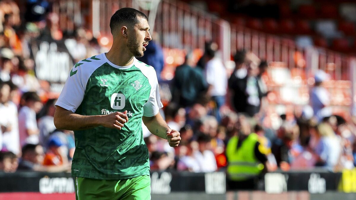 Guido Rodriguez, West Ham United ile anlaşmaya vardı