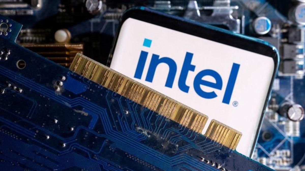 Intel hisseleri çakıldı: Bir günde yüzde 30 kayıp var