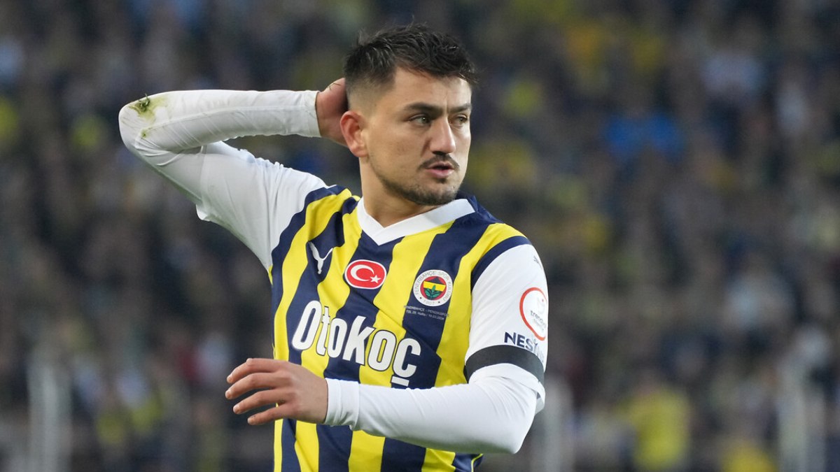 Cengiz Ünder, Beşiktaş'a haber yolladı