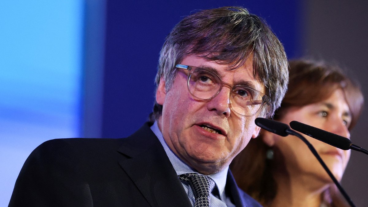 İspanya'da ayrılıkçı Katalan lider Puigdemont, yeniden Belçika'ya kaçtı