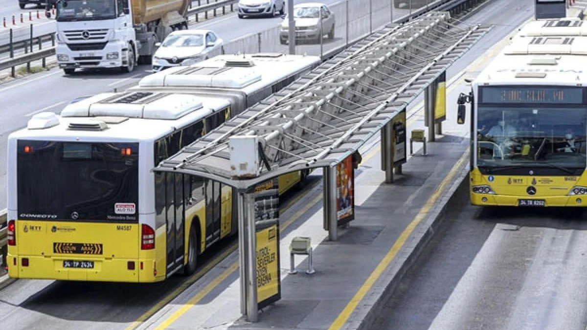 30 Ağustos İstanbul'da toplu taşıma ücretsiz mi? Metrobüs, metro, Marmaray, vapur, otobüs...