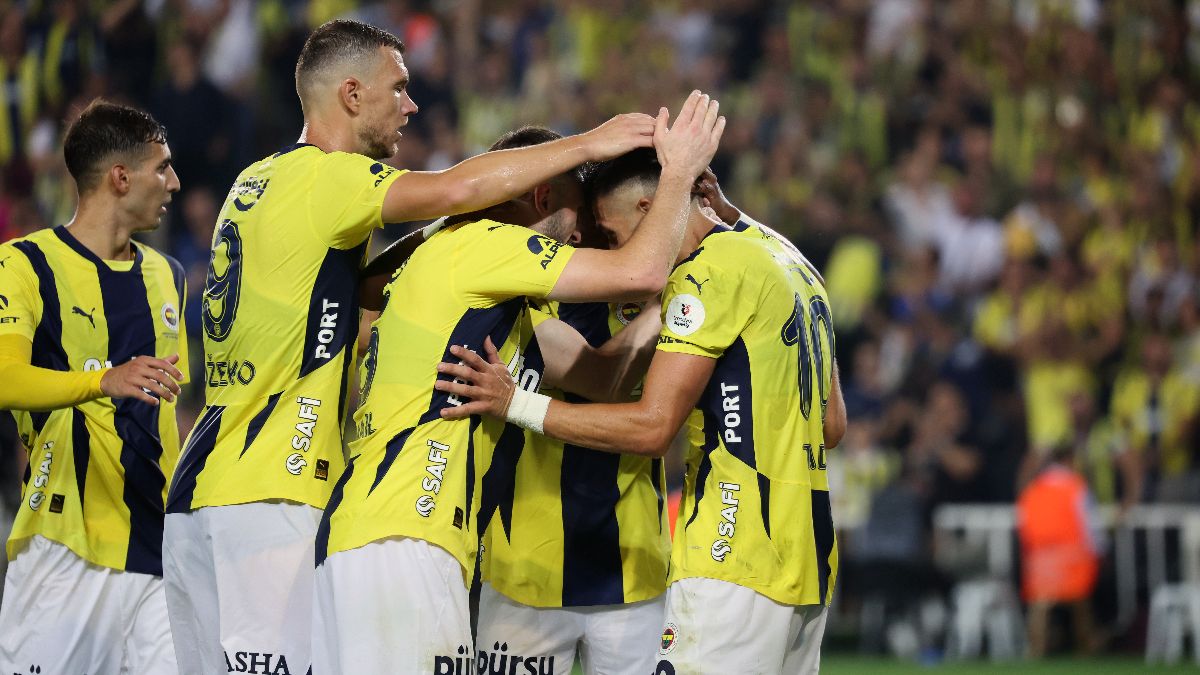 Fenerbahçe, Alanyaspor'u üç golle geçti