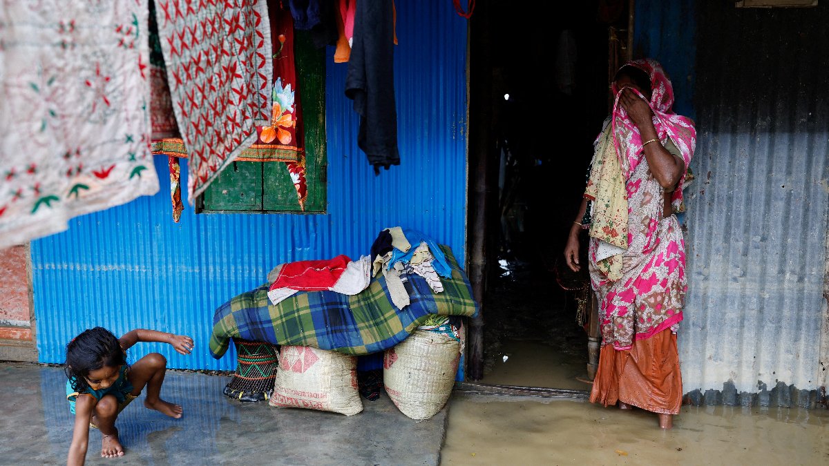 Bangladeş'te sellerde ölenlerin sayısı 59'a çıktı