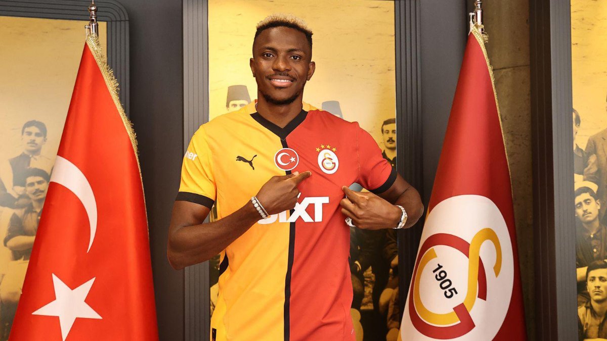 Osimhen'den Galatasaray taraftarına: Kendimi size adayacağım