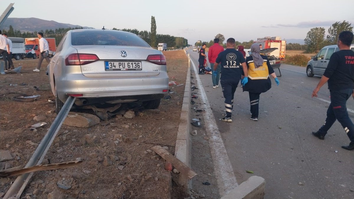 Tokat'ta iki otomobil çarpıştı: 1 ölü, 1 yaralı