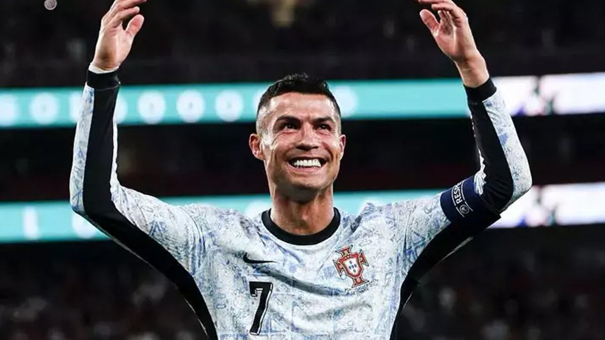 Cristiano Ronaldo’dan bir rekor daha! Yine futbol tarihine geçti...