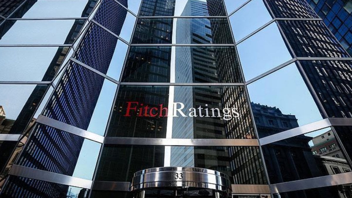 Fitch: Türkiye'de enflasyon beklentileri iyileşecek