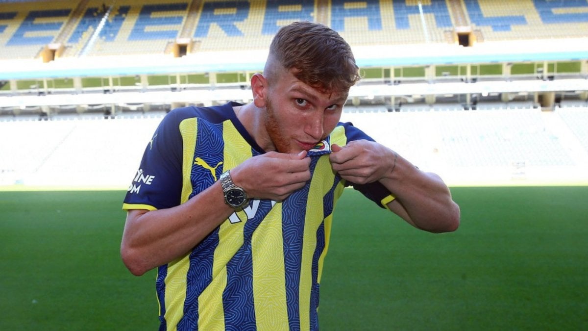 Fenerbahçe'de Burak Kapacak'a takım aranıyor