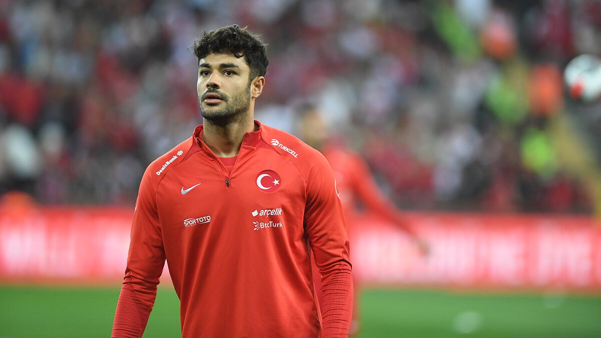 Ozan Kabak'tan iyi haberler var! Yakında dönüyor