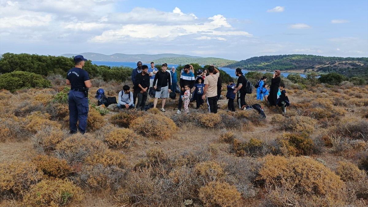 Balıkesir'de 29 düzensiz göçmen yakalandı