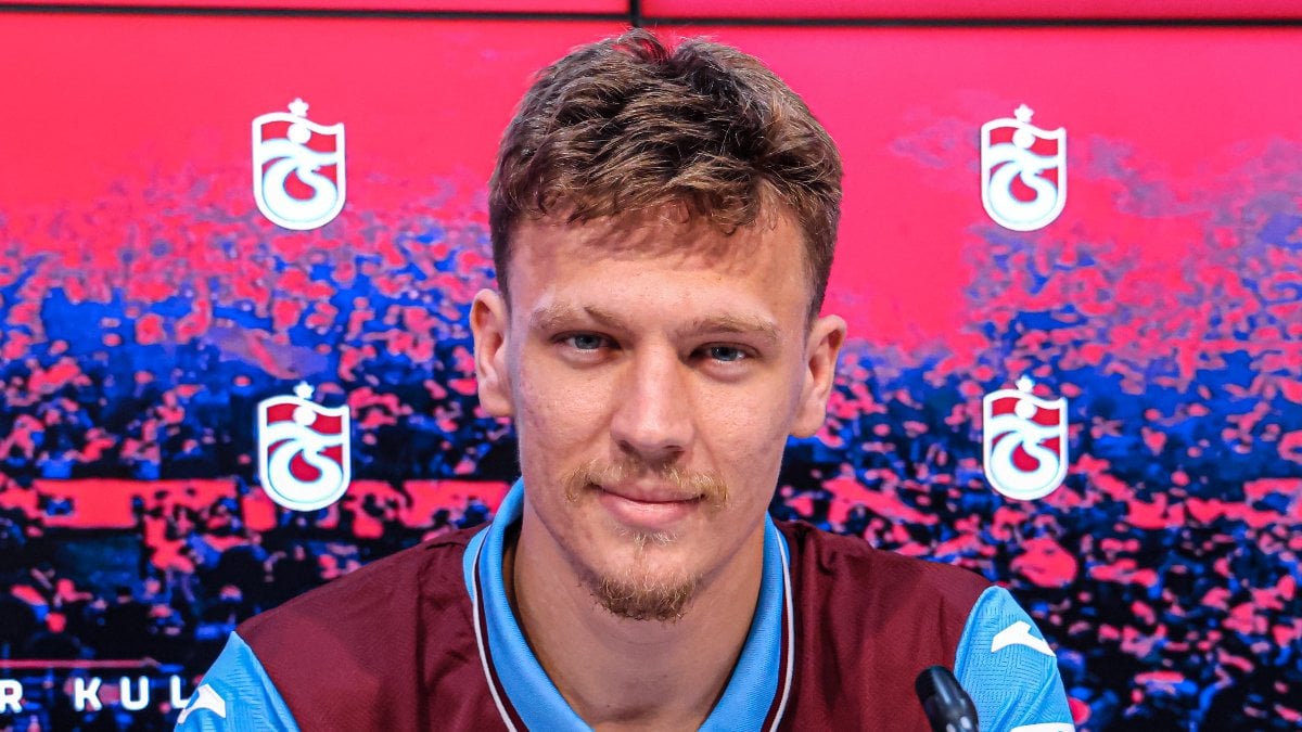 Trabzonspor'da Serdar Saatçı için imza töreni yapıldı