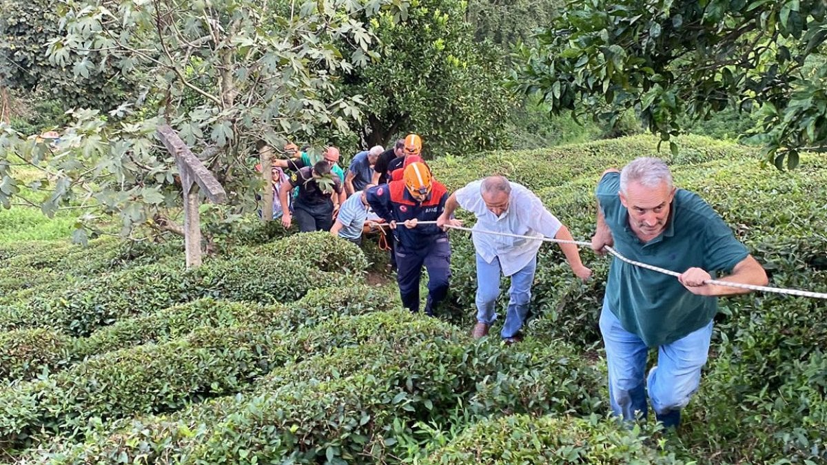 Rize'de ilkel teleferikten düşen kadın kurtarıldı