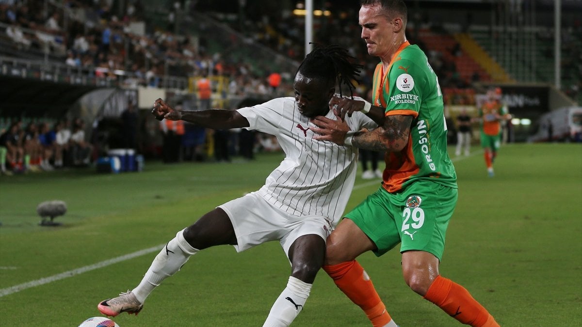 Alanyaspor ile Hatayspor berabere kaldı