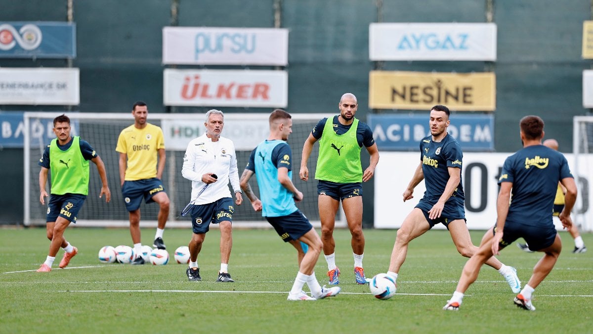 Fenerbahçe'de Galatasaray derbisinin hazırlıkları devam ediyor