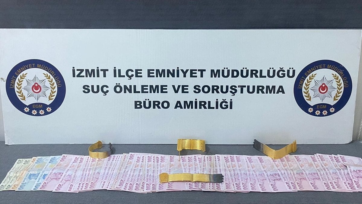 Kocaeli'de sahte altın satarak kuyumcuları dolandırdılar