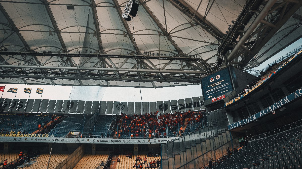 Galatasaray taraftarı Kadıköy'de