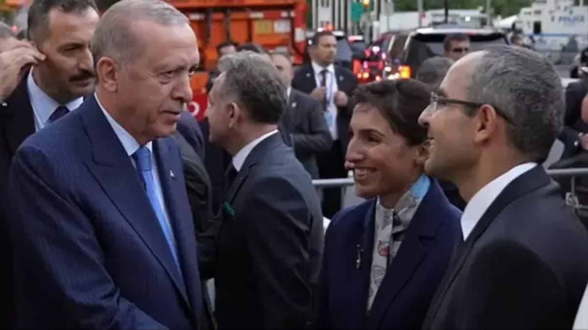 Cumhurbaşkanı Erdoğan'ı karşılayan isimler arasında Hafize Gaye Erkan da yer aldı