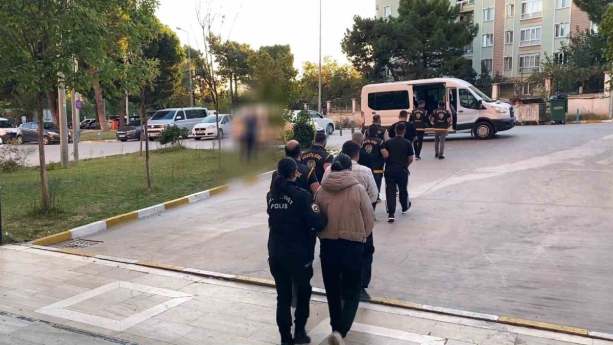 Manisa'da suç örgütüne operasyon: 7 kişi tutuklandı