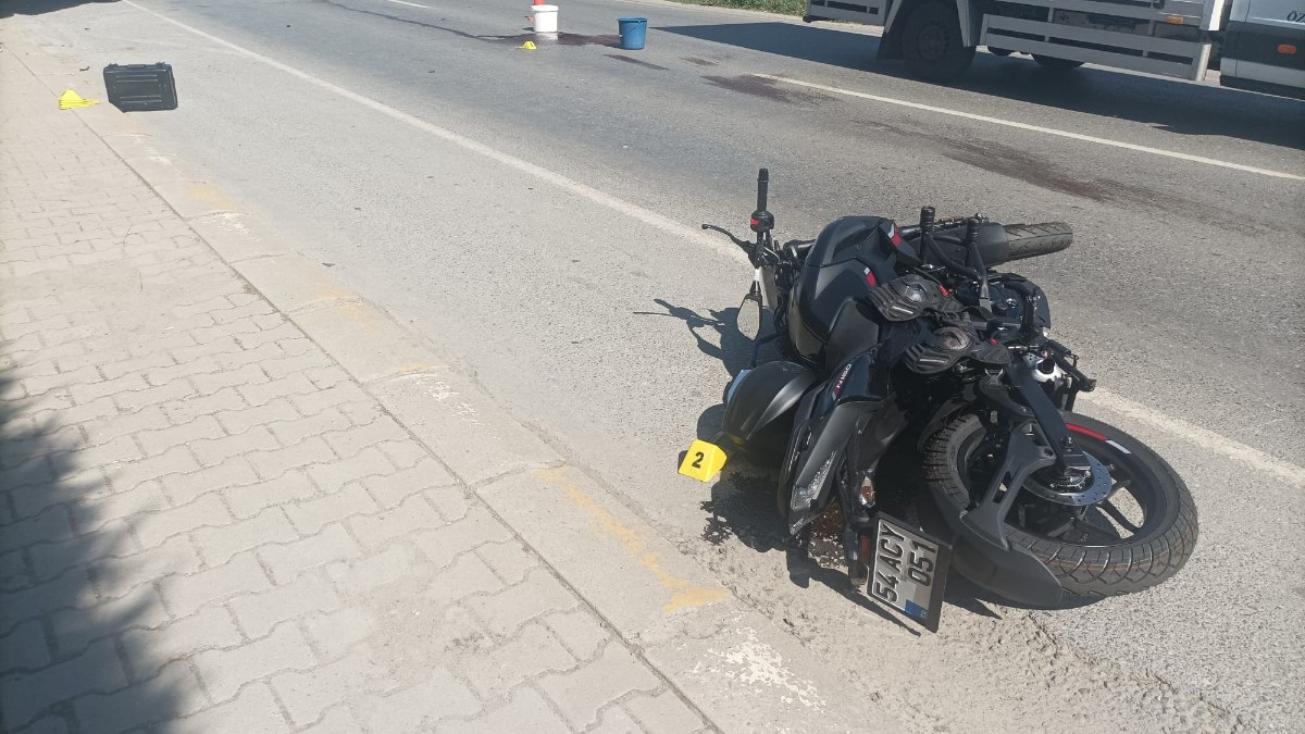 Sakarya'da 20 yaşındaki motosikletli genç kızın feci ölümü