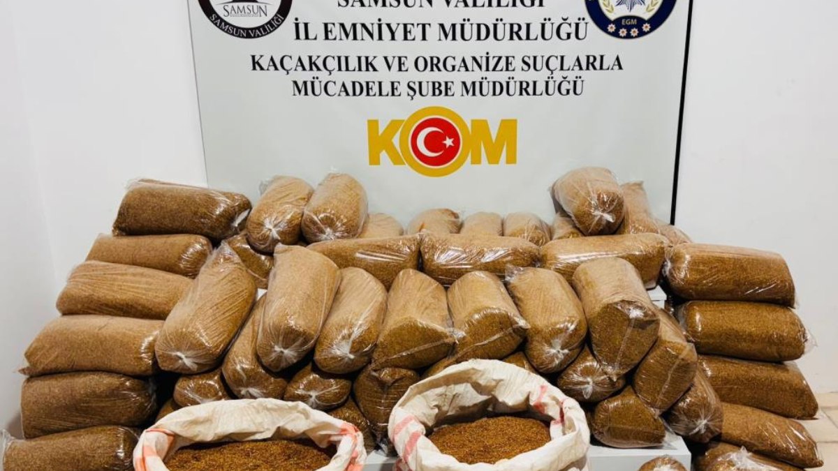 Samsun'da 2 araç içerisinde 510 kilo kaçak tütün ele geçirildi