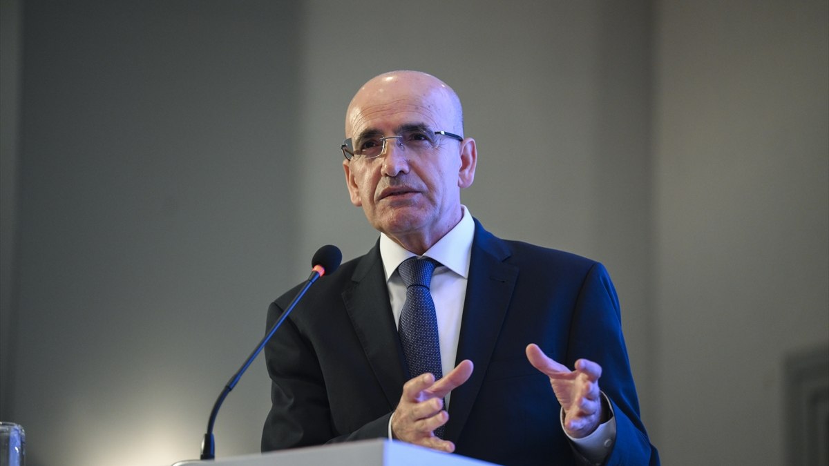 Mehmet Şimşek: Dış ticaret açığının gerilemesi kalıcı fiyat istikrarı sağlayacak