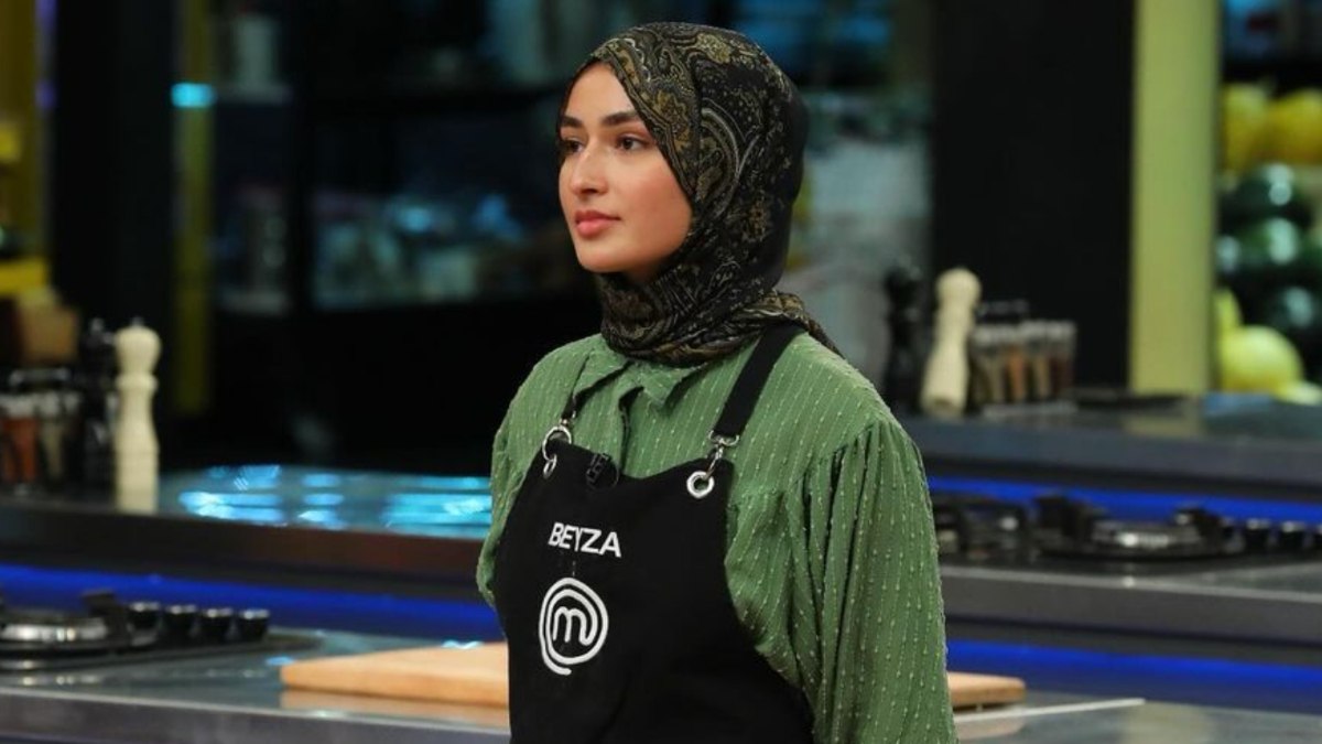 MasterChef Beyza'dan dikkati çeken açıklama: O ünlüyle mesajlaşıyorum