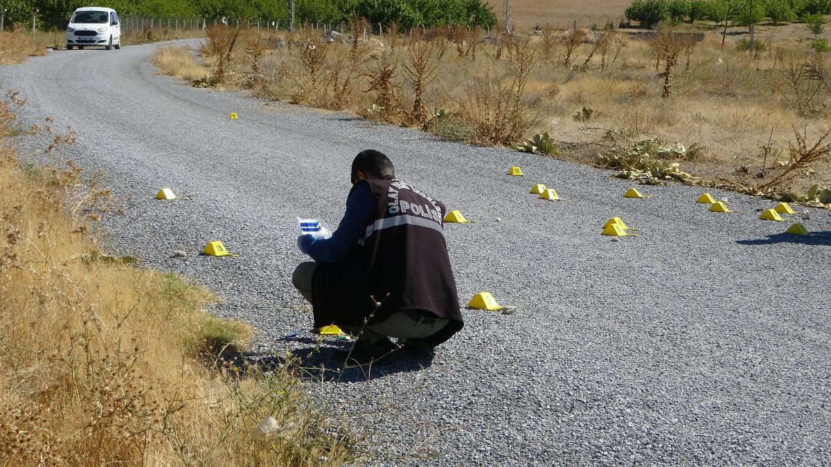 Malatya'da mezarlıkta silahlı borç kavgası