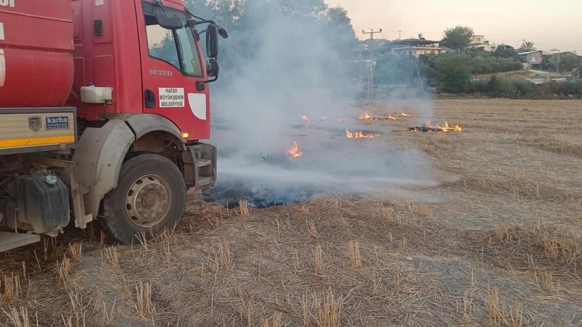 Hatay'da anız yangını