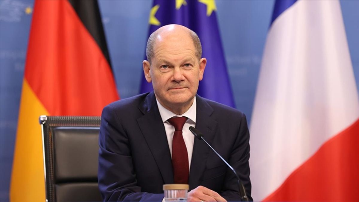 Olaf Scholz, İsrail'e silah sağlamaya devam edeceklerini açıkladı