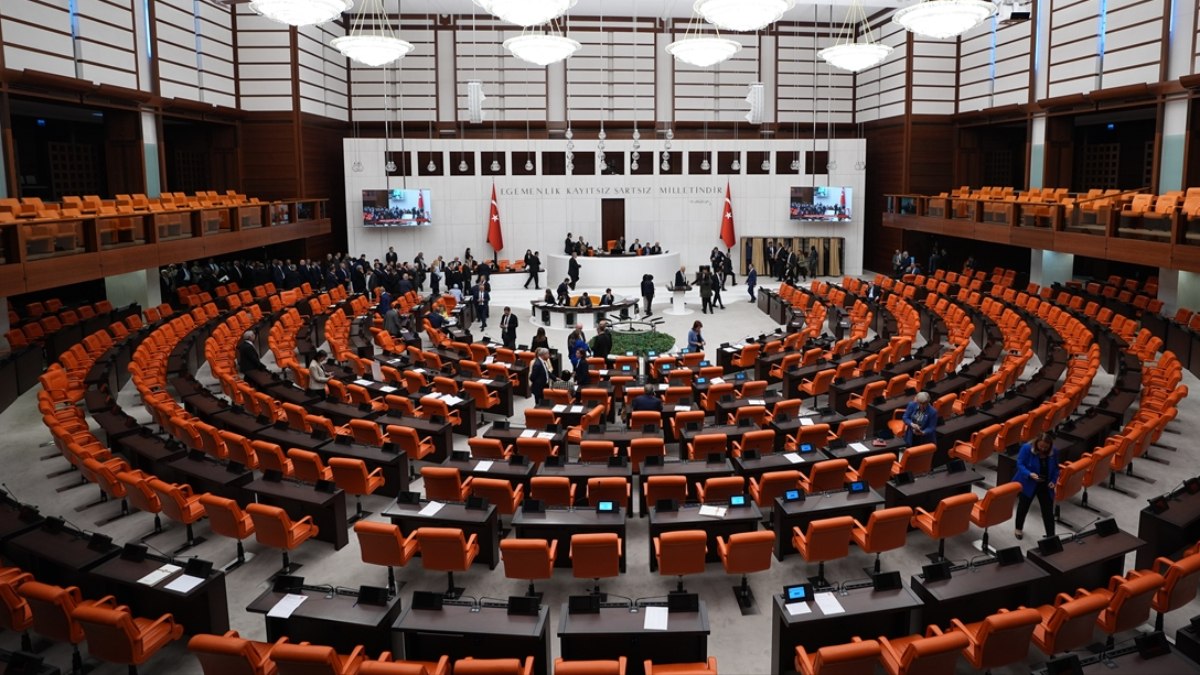 SON DAKİKA! Öğretmenlik Mesleği Kanunu teklifi TBMM'de kabul edildi