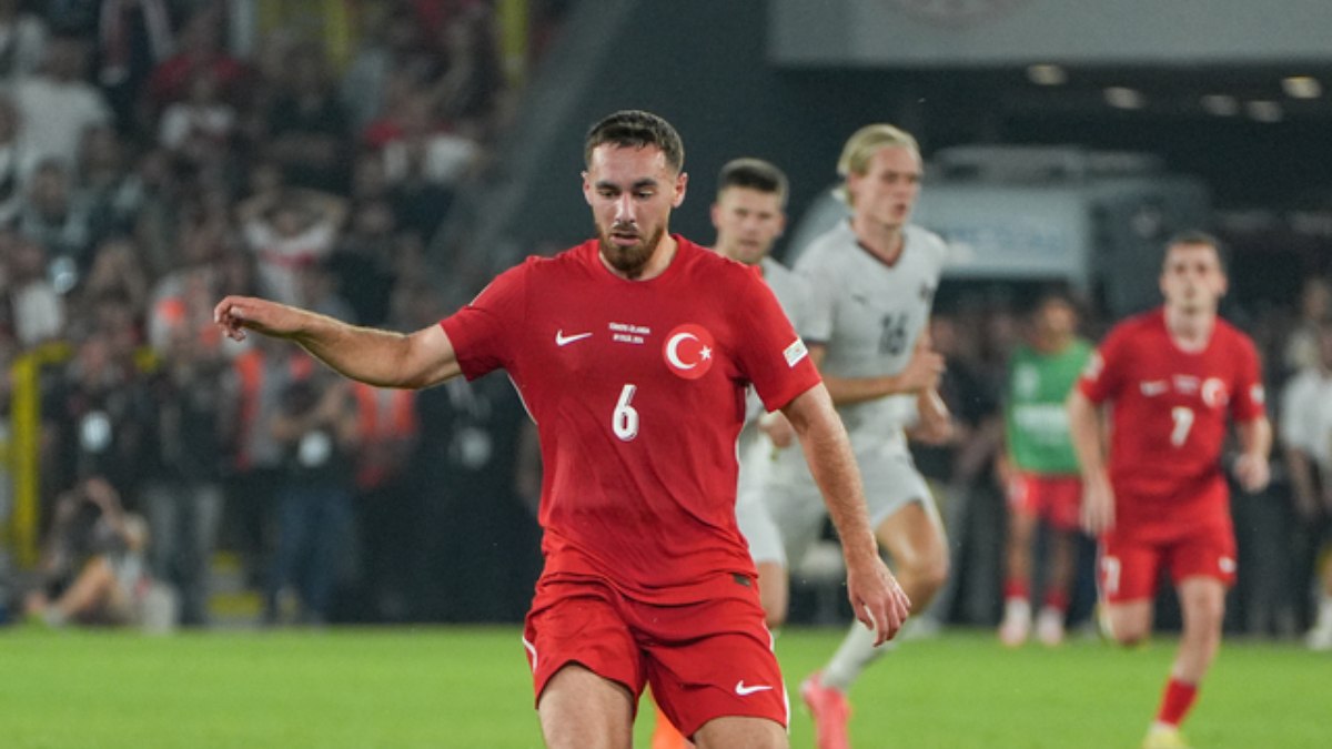 Flaş transfer: Orkun Kökçü, Liverpool'un radarında