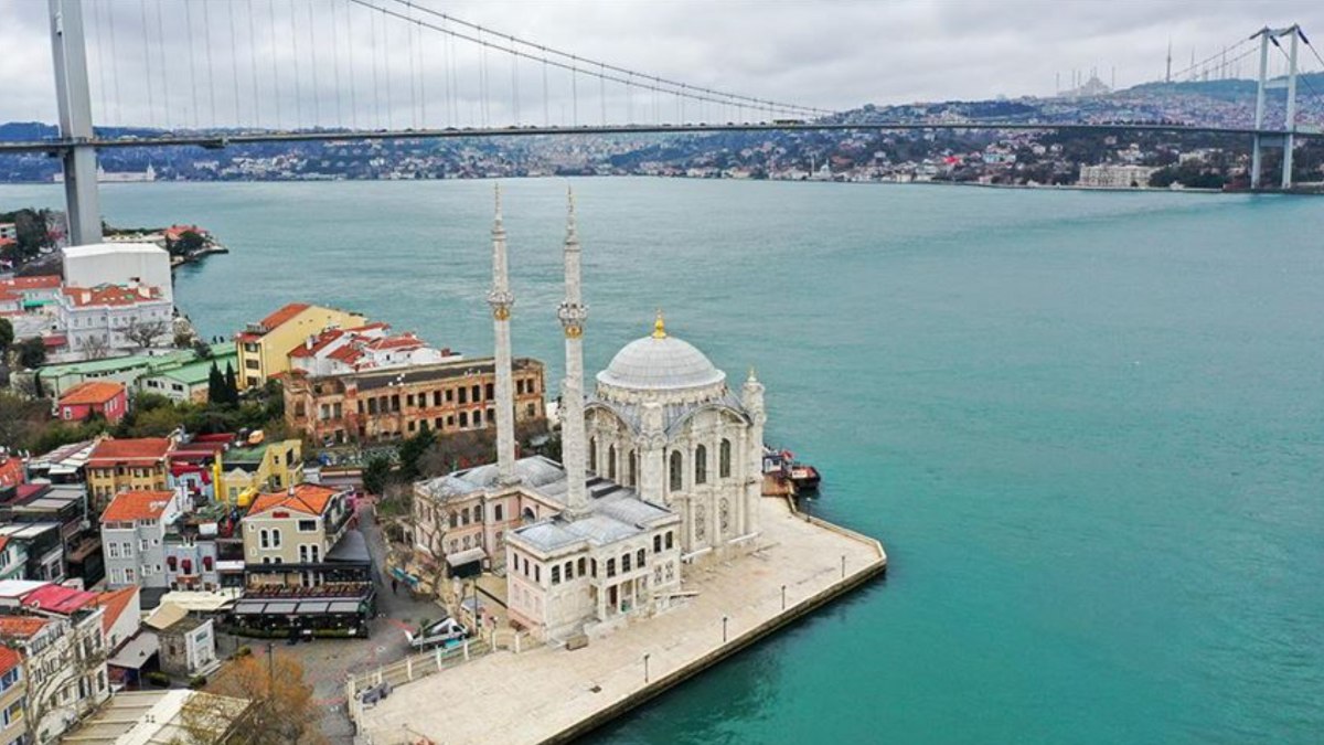 İstanbul’u yılın 8 ayında 12,3 milyon yabancı turist ziyaret etti