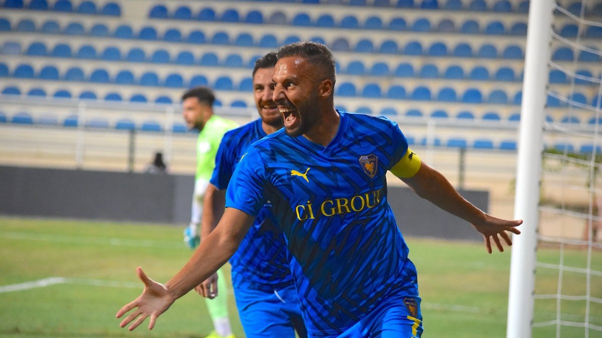 Bucaspor 1928'i Yasin Öztekin zirveye taşıyor