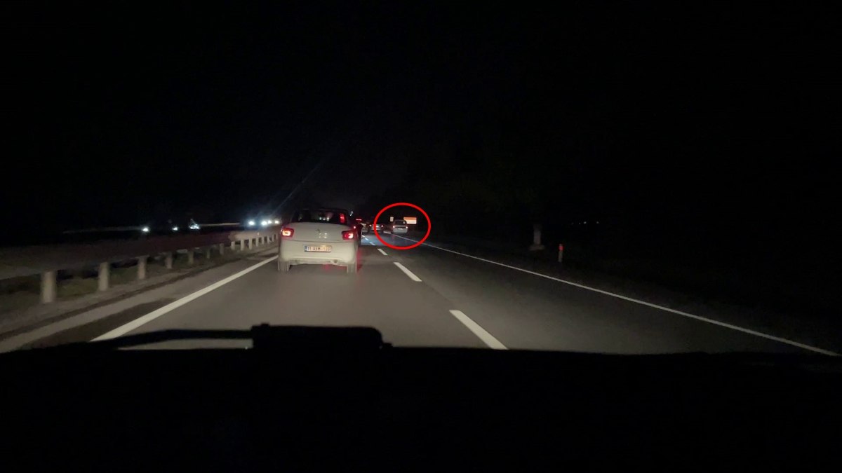 Sakarya'da trafik magandası kameraya yansıdı