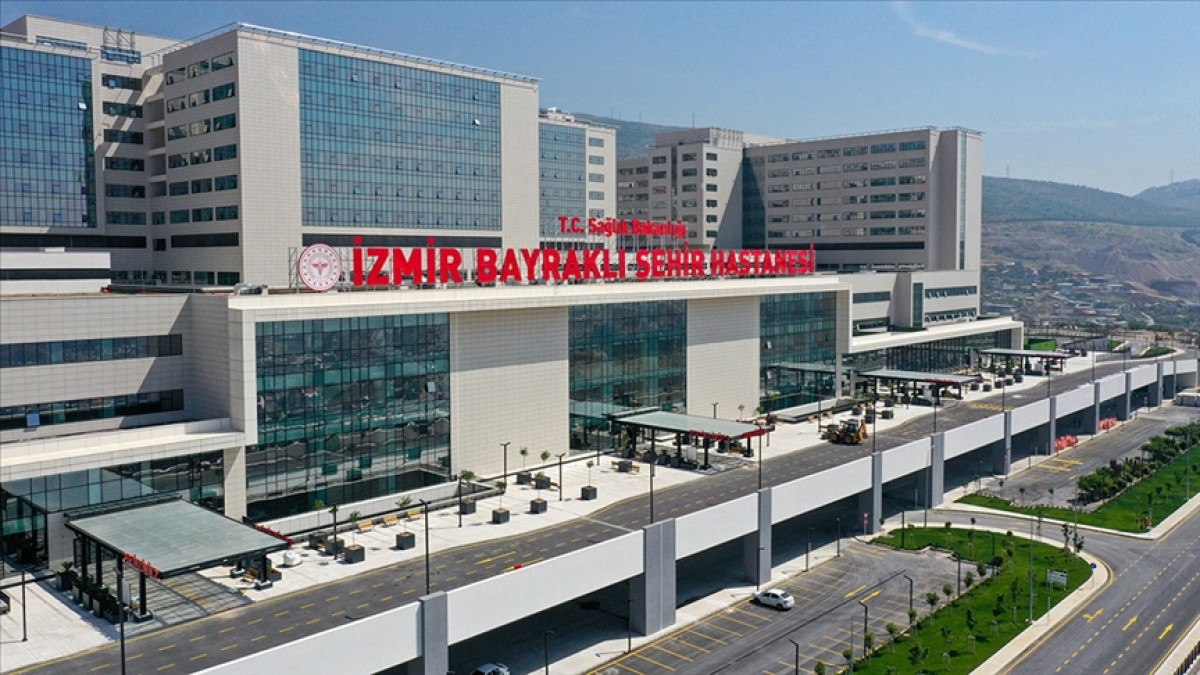 İzmir Şehir Hastanesi ilk yılında 2 milyon 865 bin hastaya şifa verdi