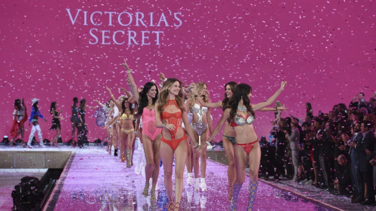 6 yıl sonra ilk kez! Victoria’s Secret Fashion Show 2024 ne zaman, saat kaçta, hangi kanalda?